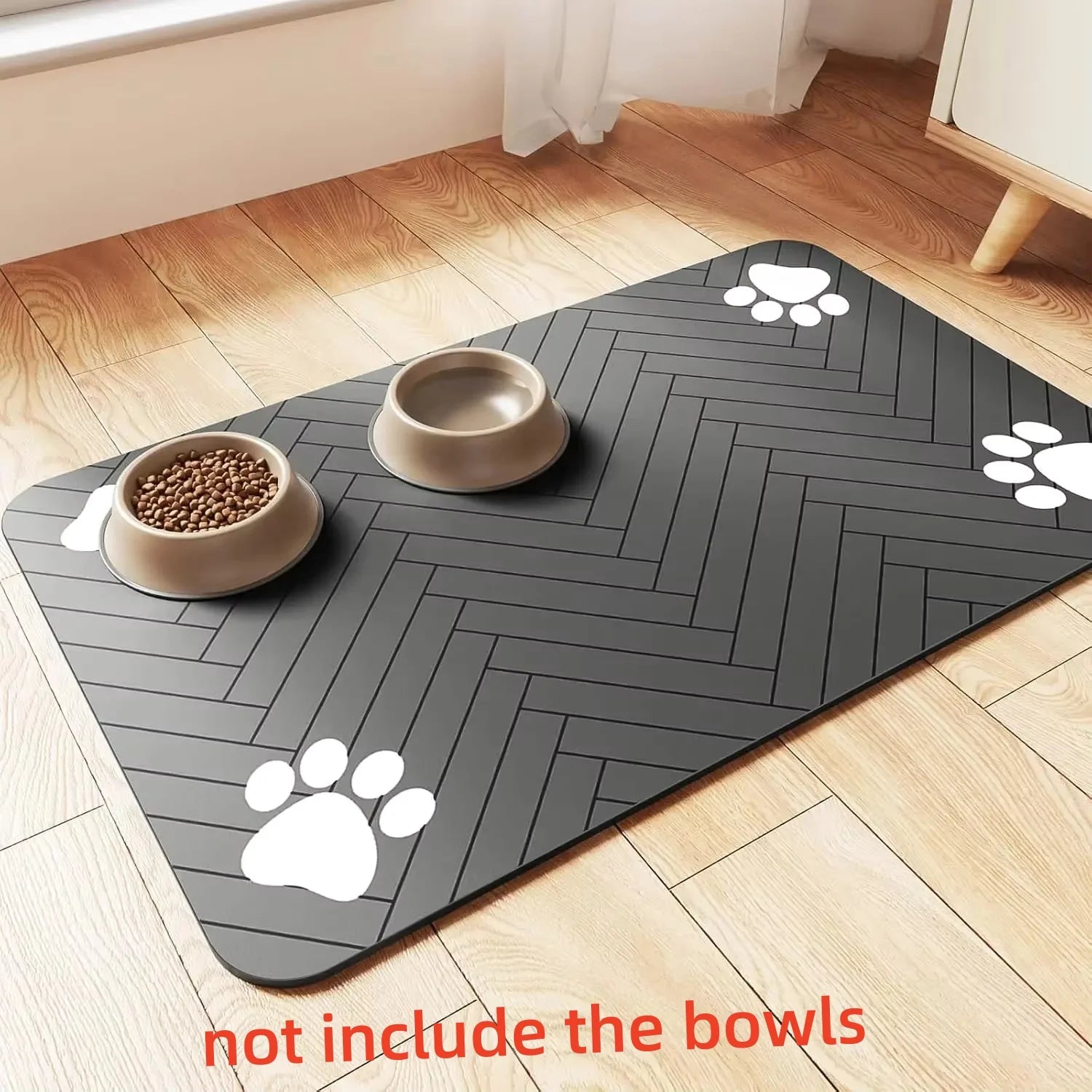 Absorbent waterproof pet feeding mat in grey for cats and dogs
